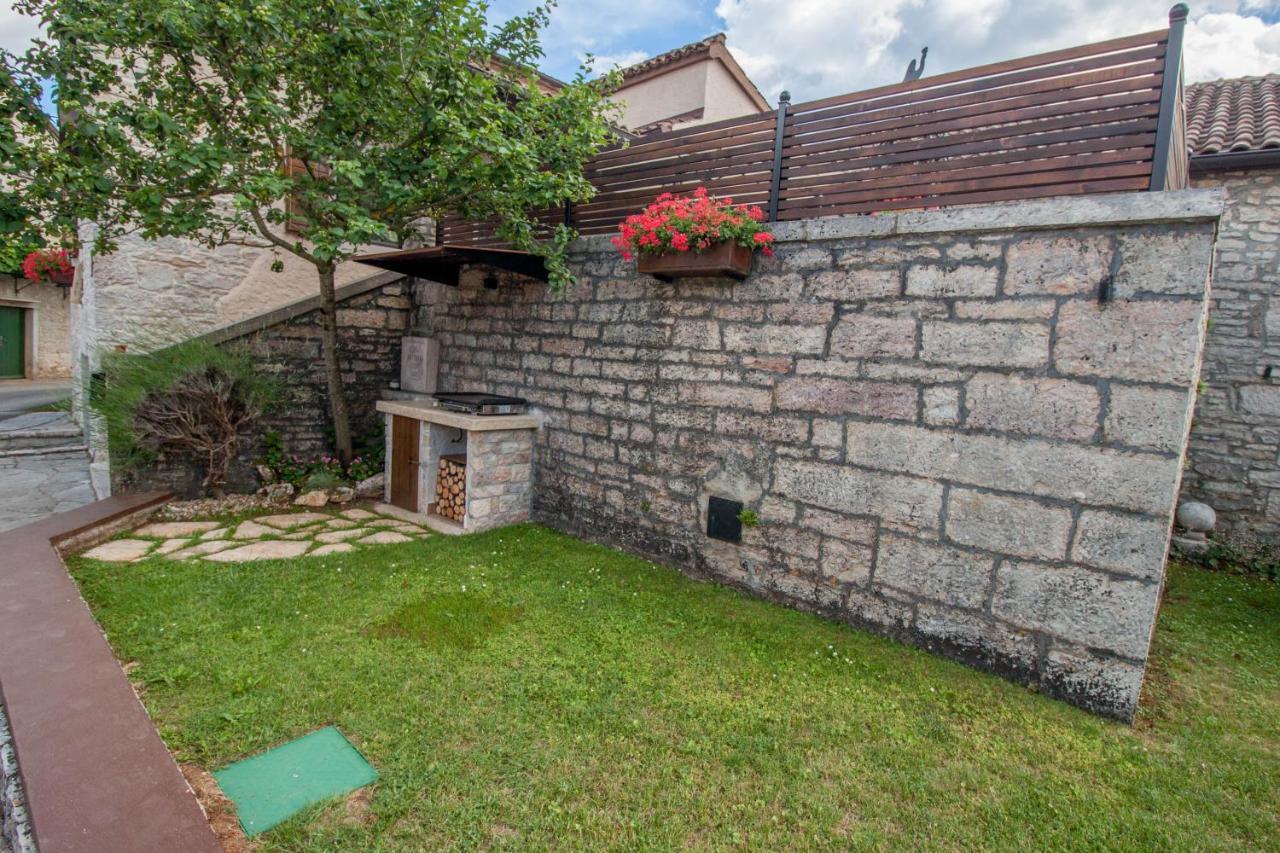 Stara Kuca Apartment Heki Exterior photo